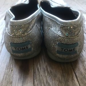 toms sparkle shoes